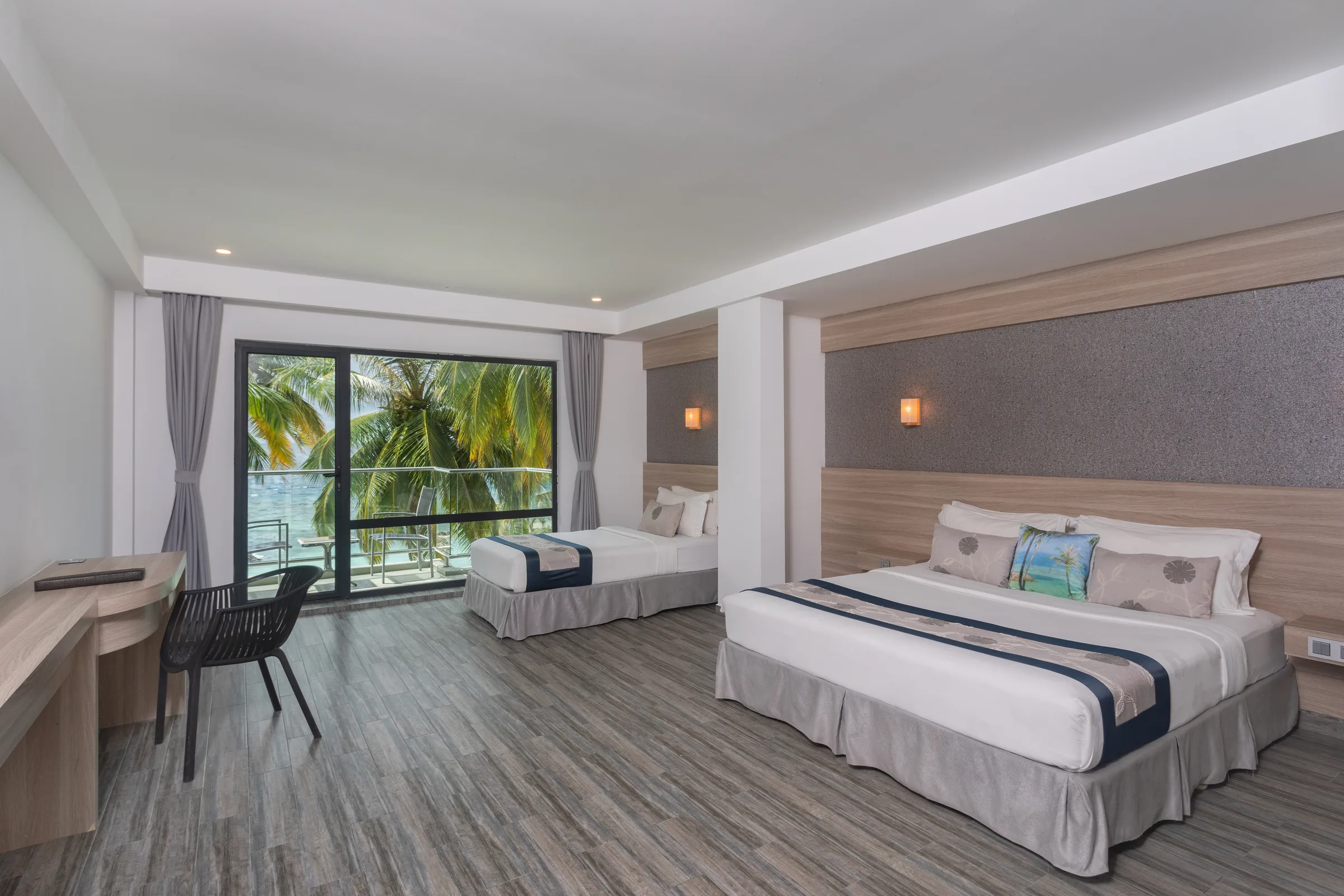 Deluxe Family Room Seaview with Balcony