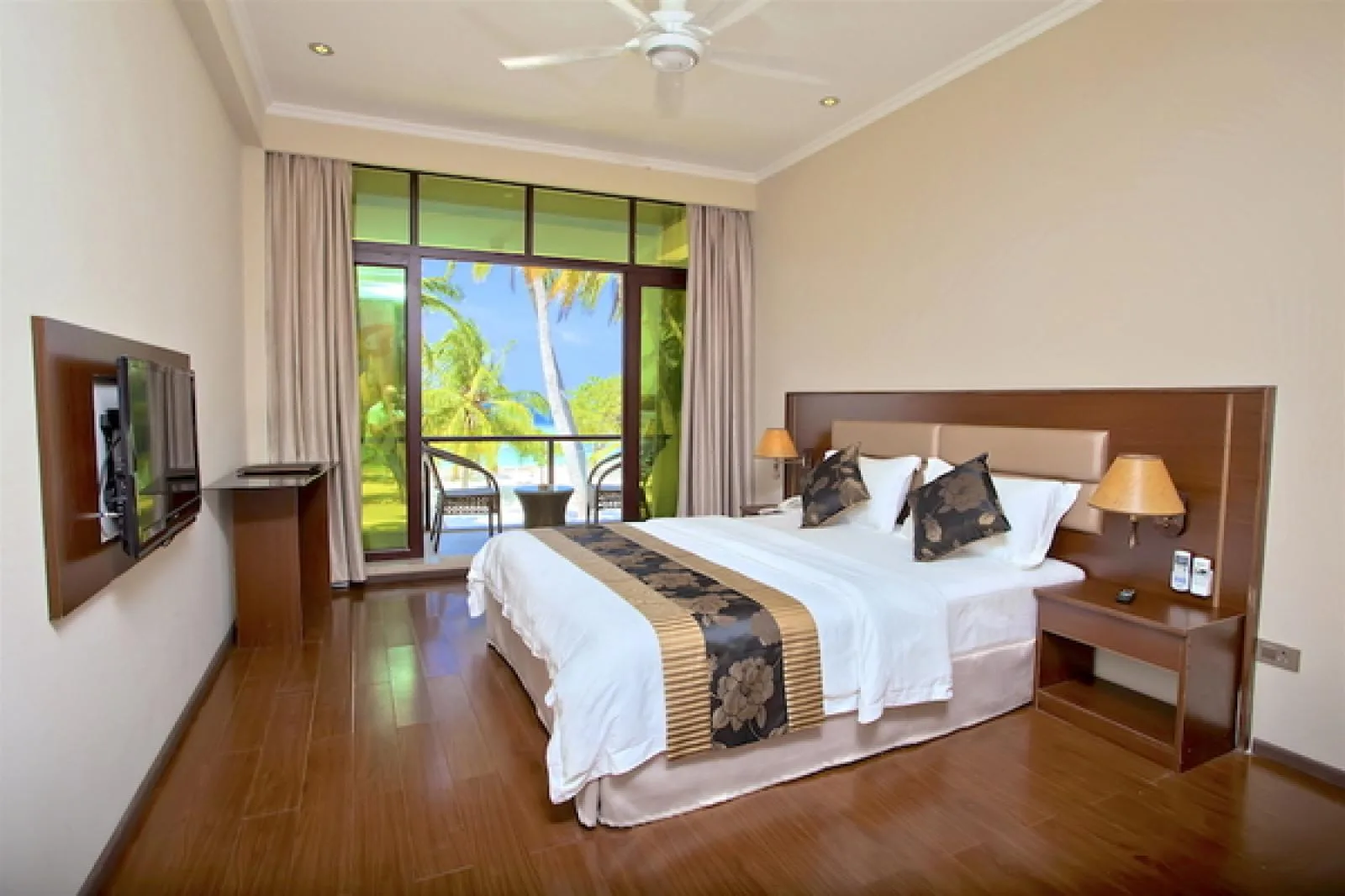 Deluxe Double Room Seaview with Balcony