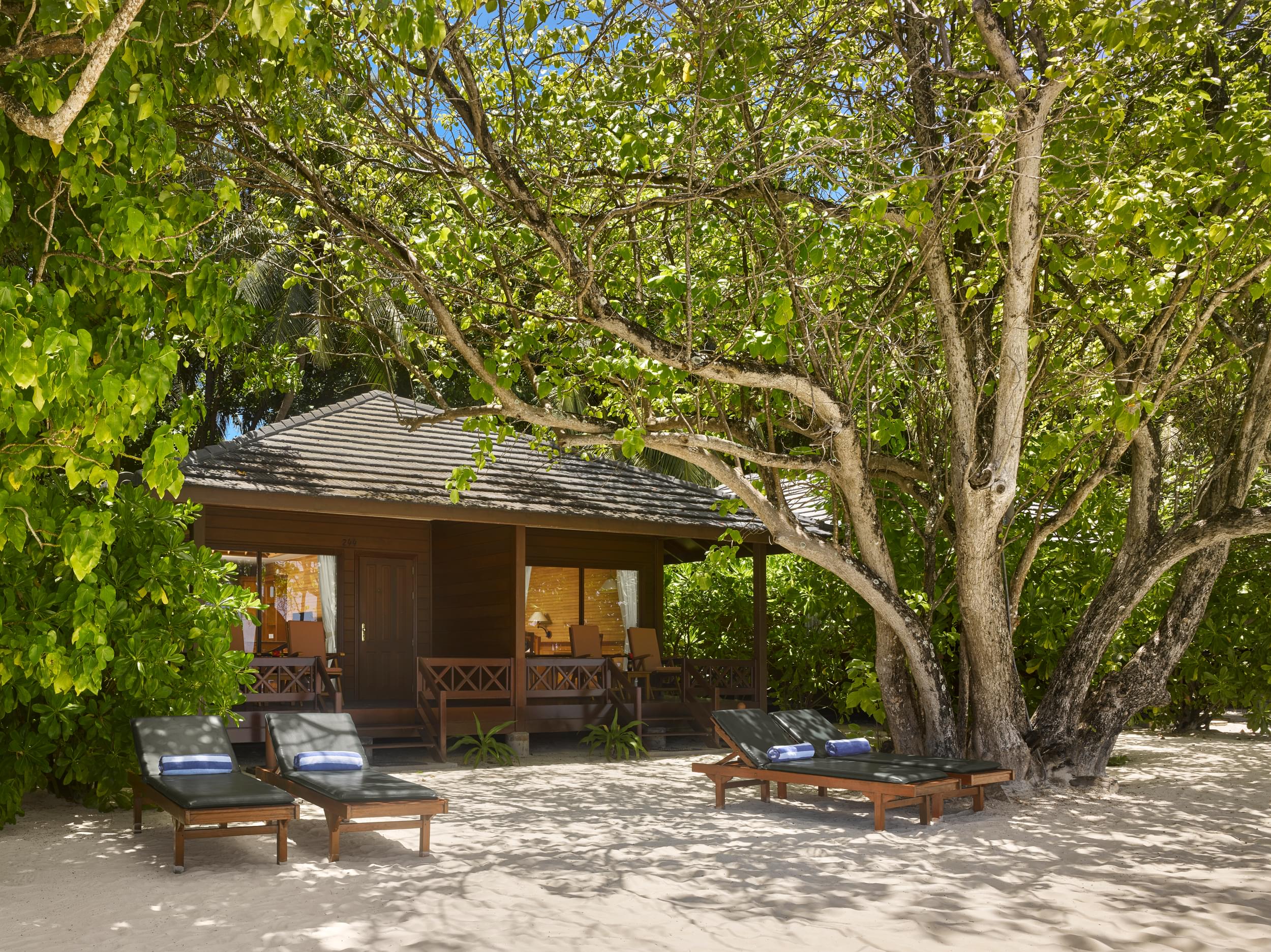 Two Bedroom Beach Pool Residence